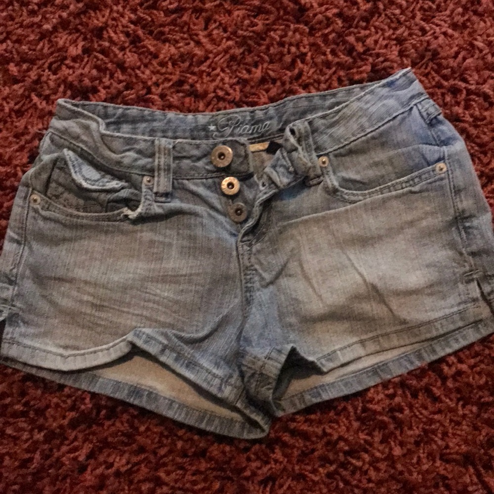 Shorts - Picture 2 of 2